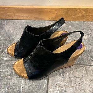 Aerosols Women’s heel sandal